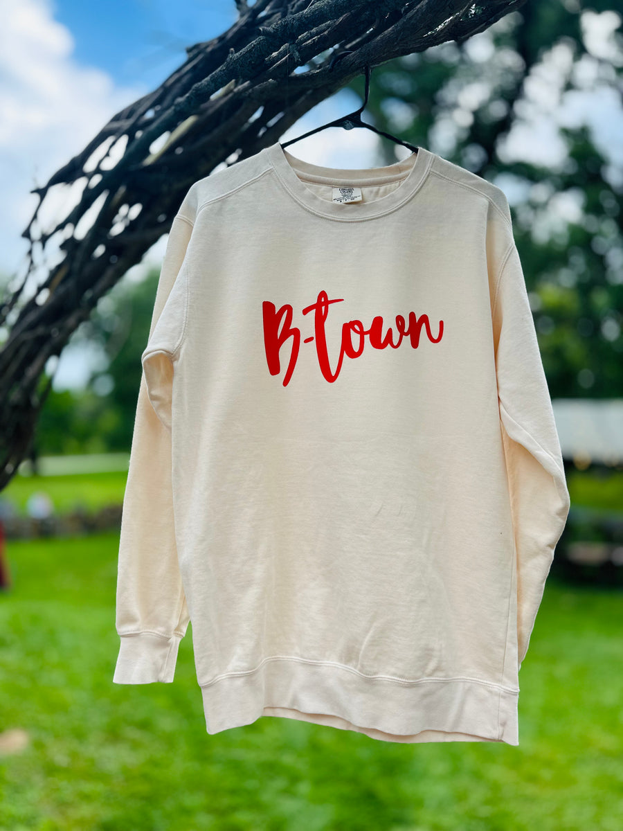 B Town Crewneck sweatshirt